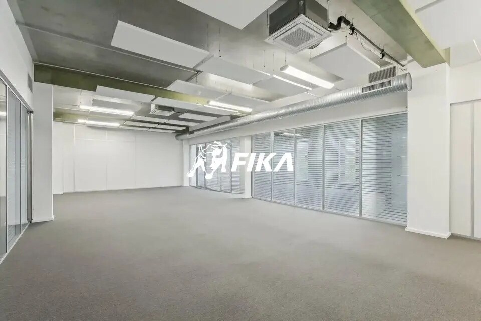 Bureau dans Bordeaux à louer Photo de l’immeuble– Image 1 sur 9