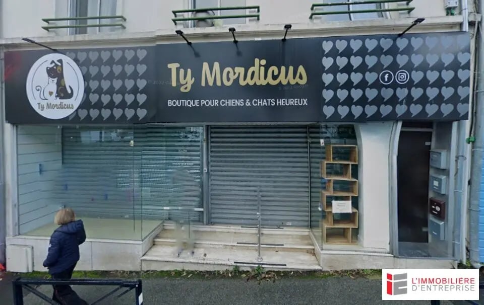 Local commercial dans Hennebont à louer Photo de l’immeuble– Image 1 sur 2