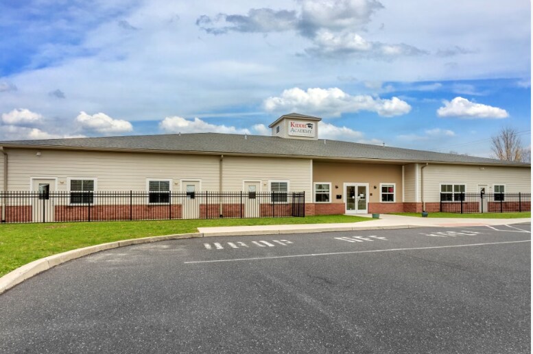 1200 AM Dr, Quakertown, PA à vendre Photo de l’immeuble– Image 1 sur 12