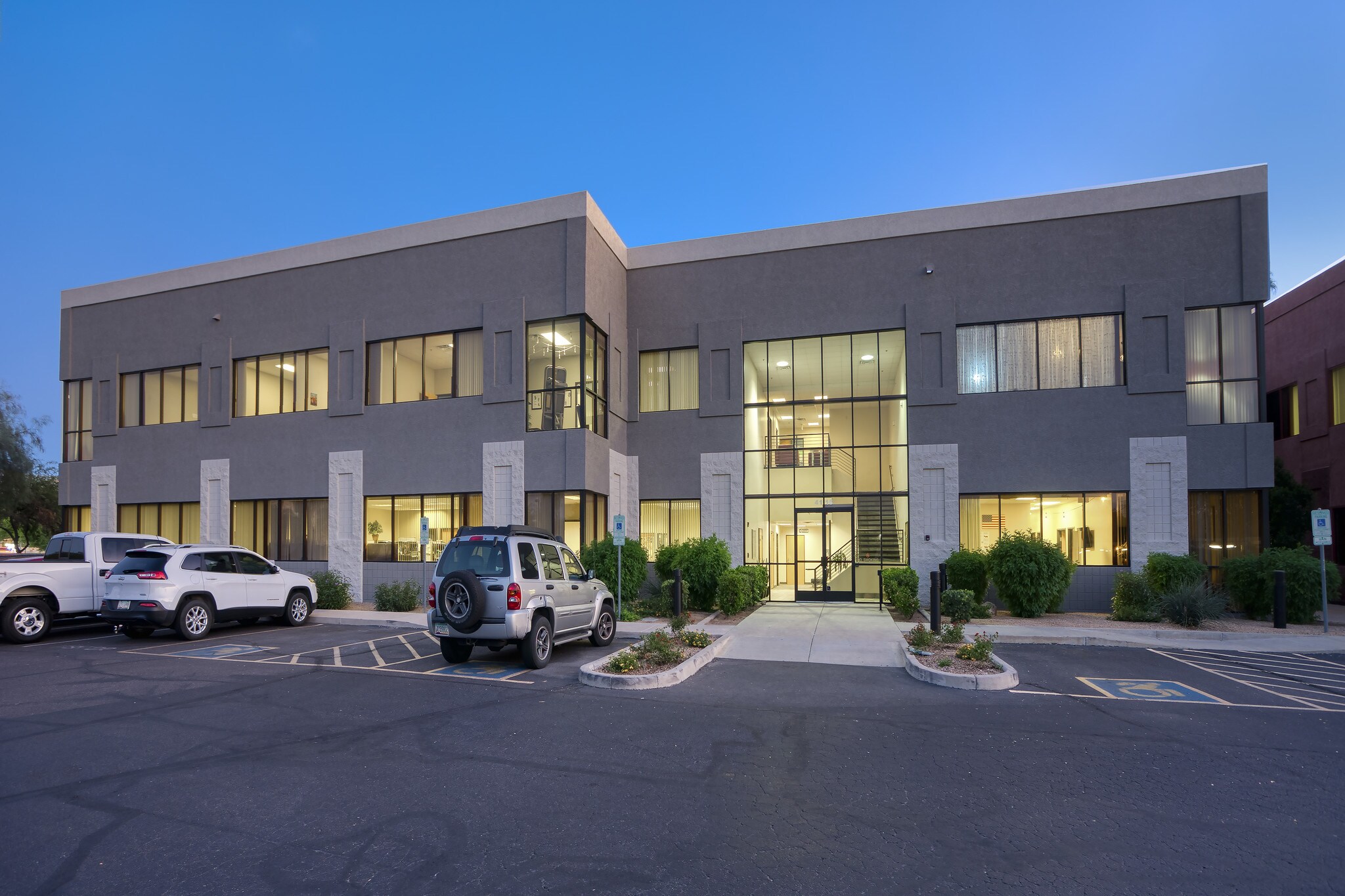 4115 E Valley Auto Dr, Mesa, AZ à louer Photo de l’immeuble– Image 1 sur 8