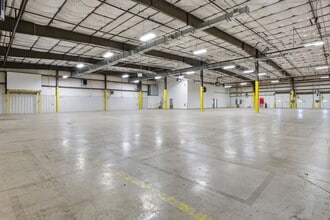 324 Industrial Park Rd, Franklin, NC à louer Photo intérieure– Image 1 sur 18