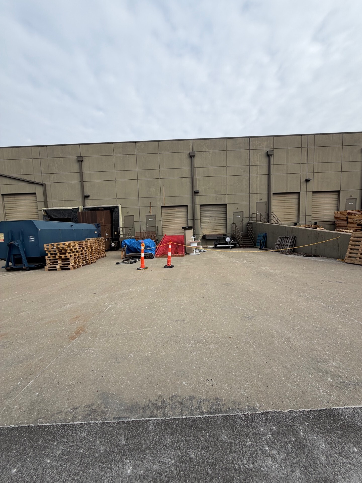 2700-2740 Independence Ave, Lee's Summit, MO à louer Photo de l’immeuble– Image 1 sur 6