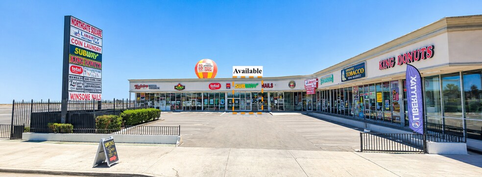 1032 W Martin Luther King, Los Angeles, CA à louer - Photo de l’immeuble – Image 1 sur 14