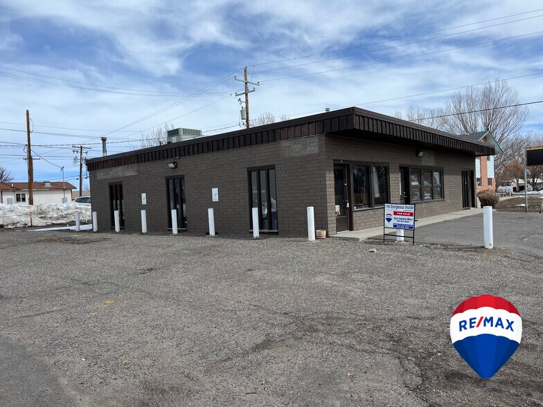822 Forest Dr, Riverton, WY à vendre - Photo principale – Image 1 sur 27