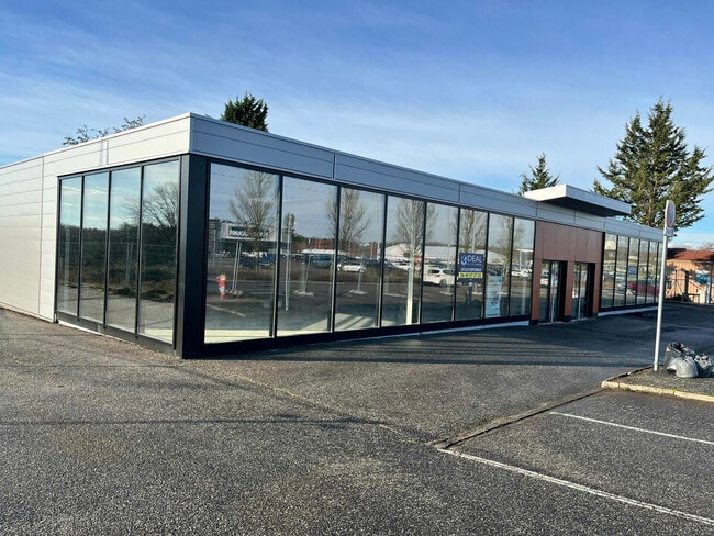 Plus de détails pour Local commercial à louer