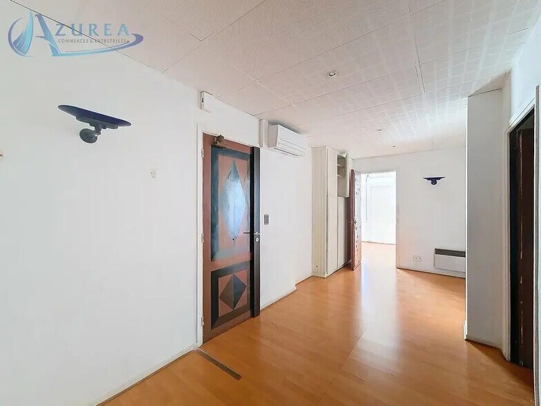 Bureau dans Nice à louer - Photo de l’immeuble – Image 3 sur 4