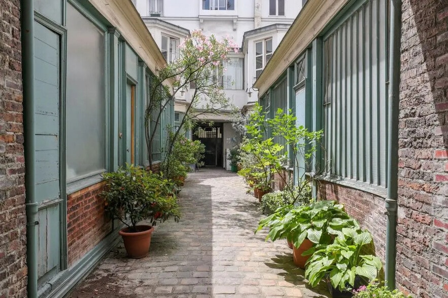 36 Rue Meslay, Paris à vendre - Photo de l’immeuble – Image 2 sur 9