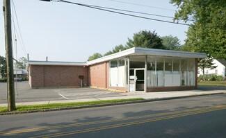 Plus de détails pour 96 Alden Ave, Enfield, CT - Local commercial à louer