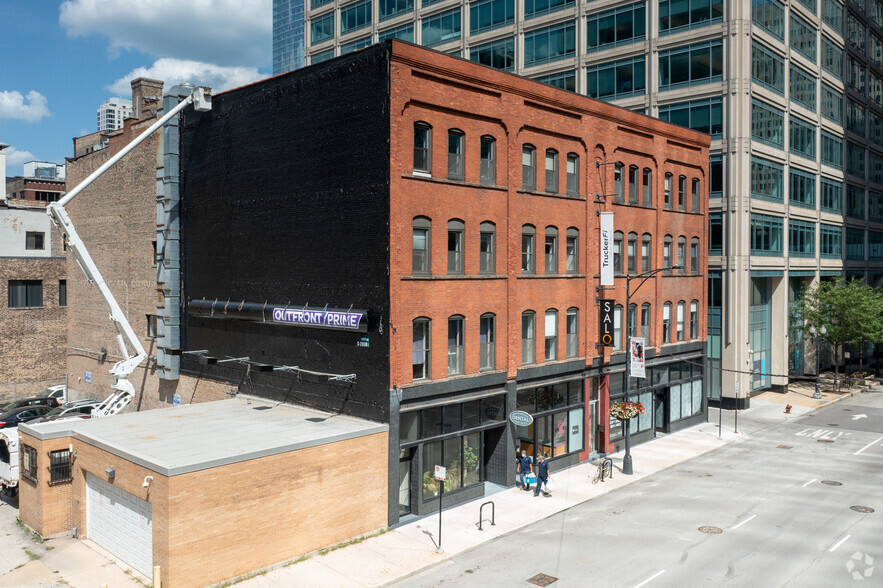 560-564 W Washington Blvd, Chicago, IL à louer - Photo de l’immeuble – Image 1 sur 10