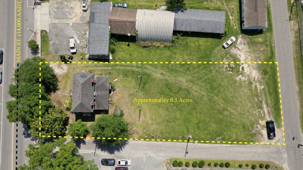 223 E Main St, Sanford, NC à vendre - Photo de l’immeuble – Image 1 sur 10