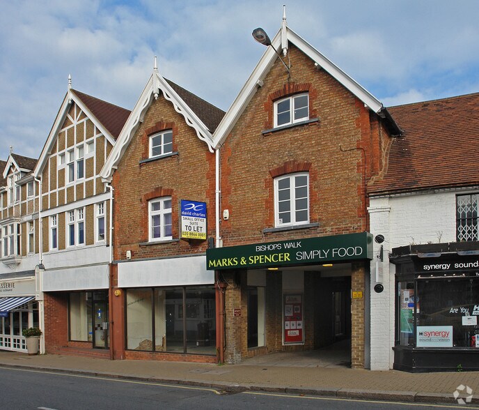 19-23 High St, Pinner à louer - Photo principale – Image 1 sur 1