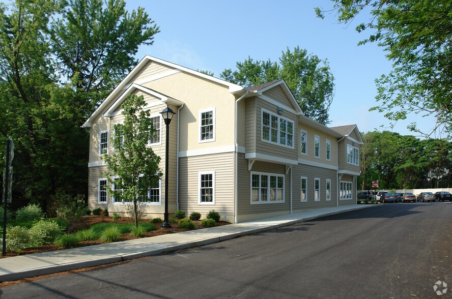 1949 Haddonfield-Berlin Rd, Cherry Hill, NJ à louer - Photo de l’immeuble – Image 1 sur 15