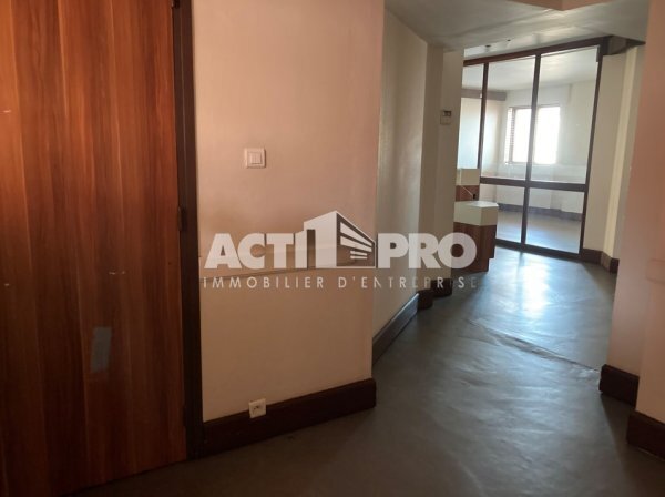 Bureau dans Perpignan à vendre - Photo intérieure – Image 2 sur 4