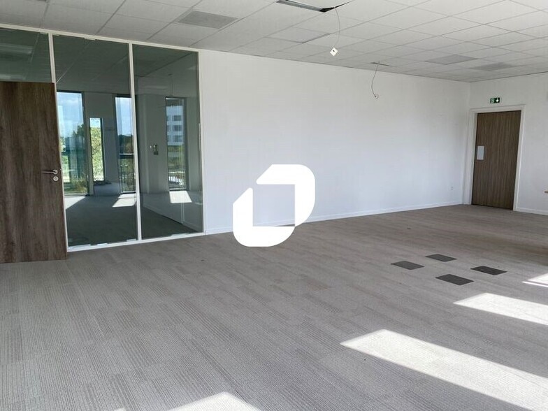 Bureau dans Mérignac à louer - Photo intérieure – Image 2 sur 11