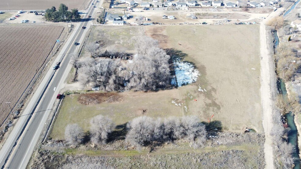 11364 Karcher Rd, Nampa, ID à vendre - Photo de l’immeuble – Image 3 sur 3