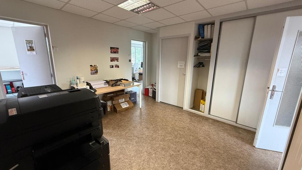 Bureau dans Viriat à vendre - Photo intérieure – Image 3 sur 10