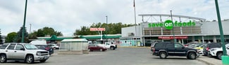 Plus de détails pour 535 Victoria Av N, Cranbrook, BC - Local commercial à louer