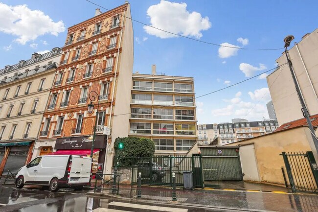 Plus de détails pour Bureau à louer