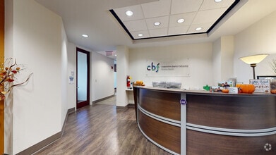 160 Clairemont Ave, Decatur, GA à louer Numérisation 3D Matterport– Image 1 sur 4