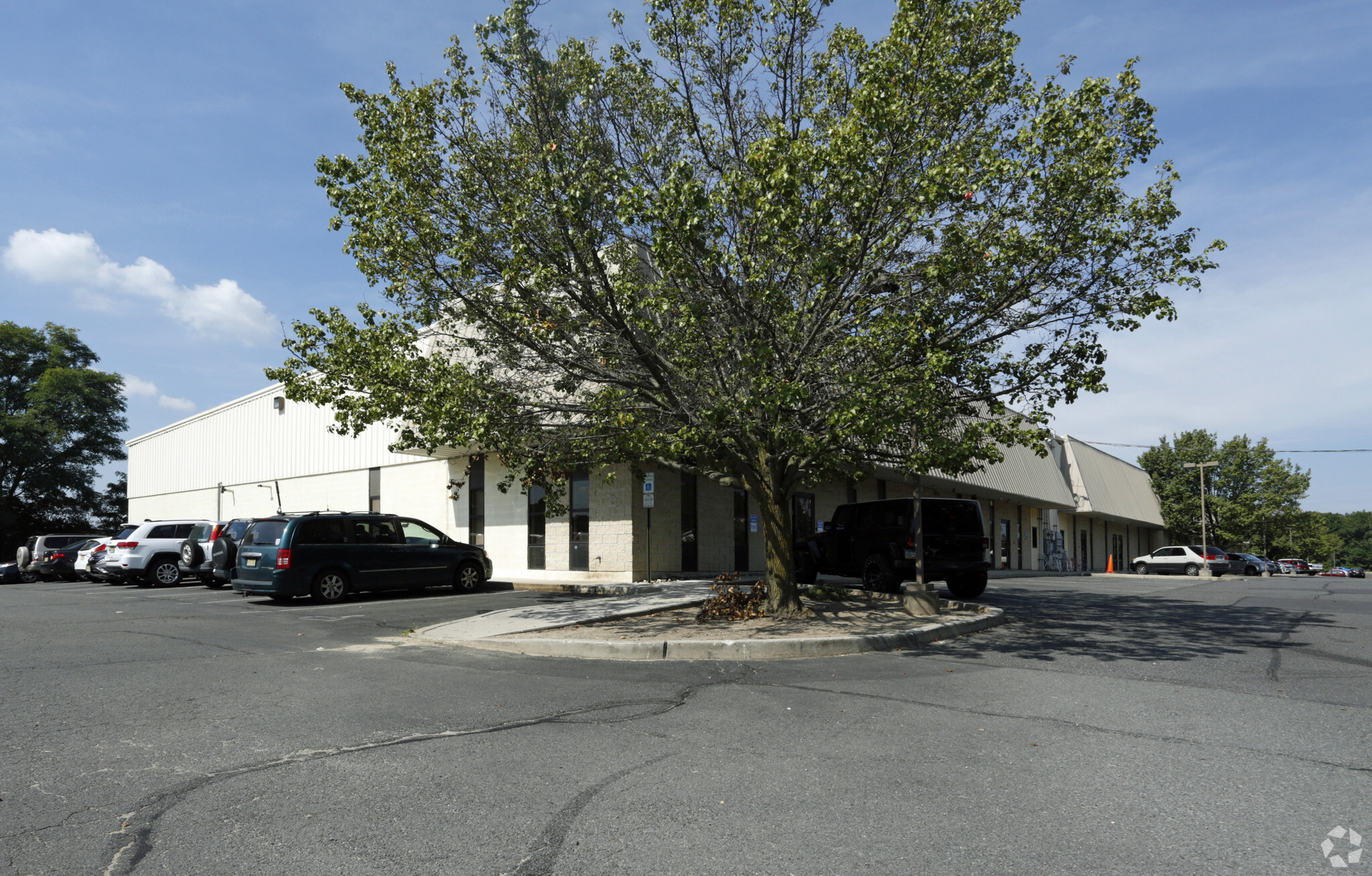 3 Nami Ln, Hamilton, NJ à vendre Photo de l’immeuble– Image 1 sur 21