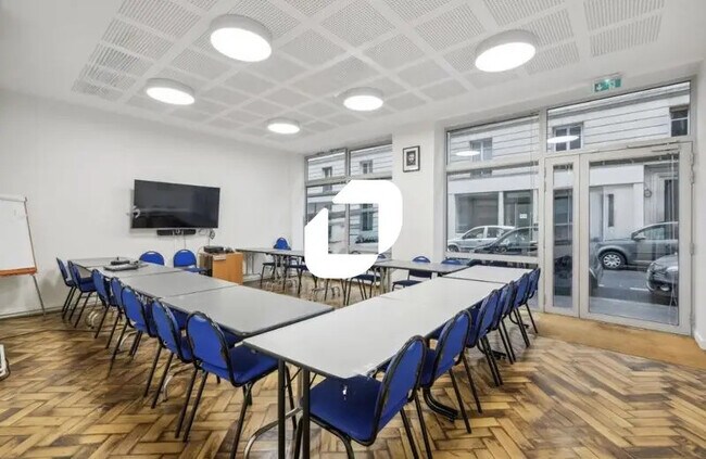 Plus de détails pour Bureau à louer