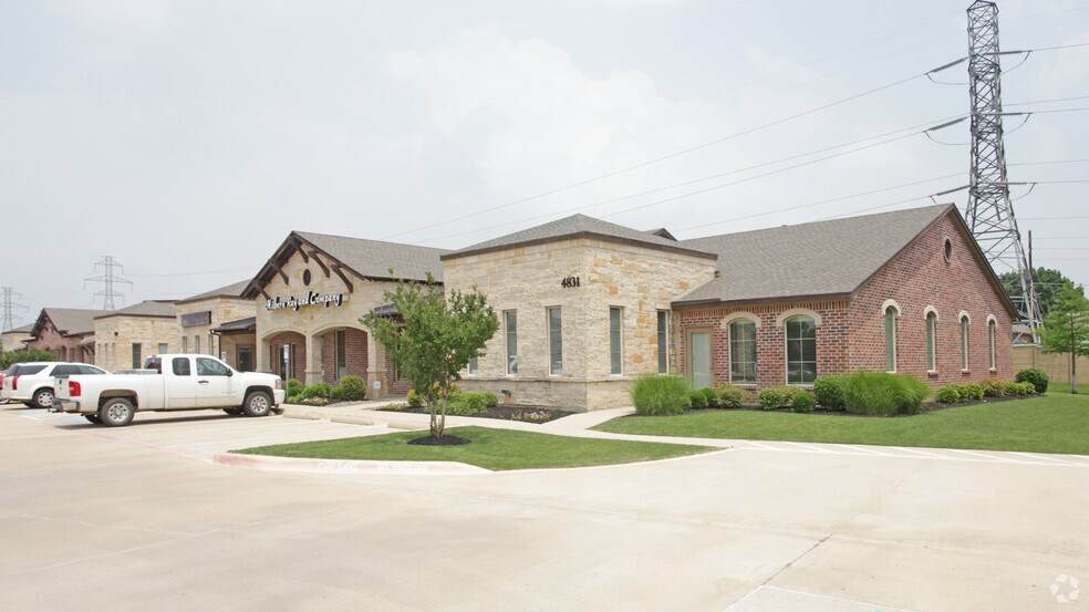 4831 Merlot Ave, Grapevine, TX à vendre - Photo de l’immeuble – Image 2 sur 4