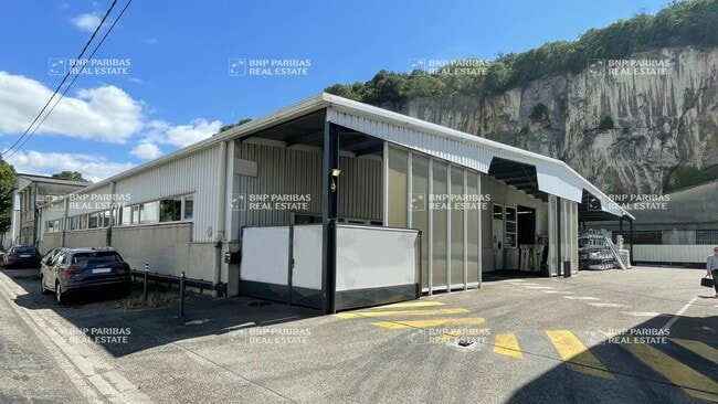 Plus de détails pour 9 Rue Pierre Sémard, Fontaine - Local d’activités à vendre