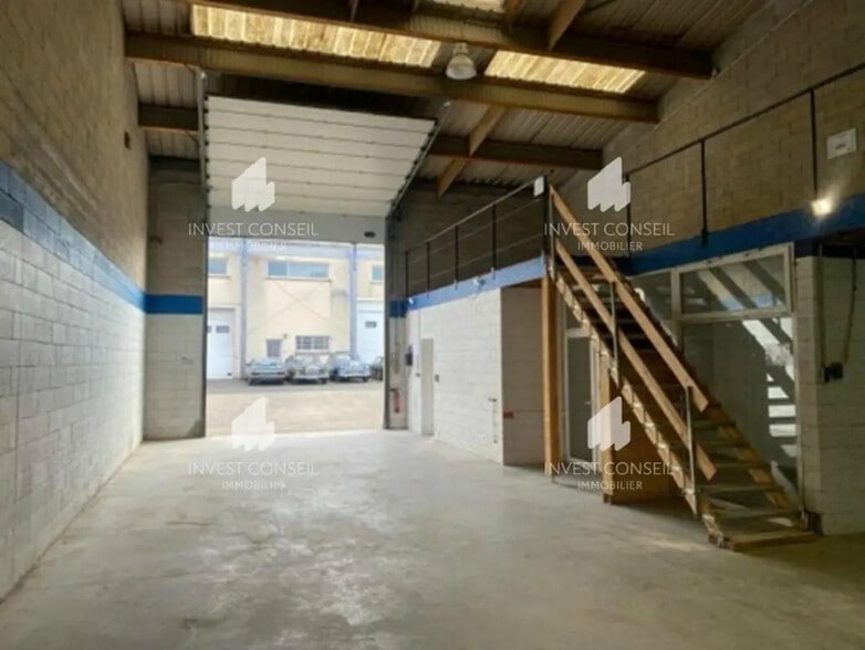 68 Rue De La Croix De L'Orme, Morainvilliers à louer - Photo de l’immeuble – Image 3 sur 9