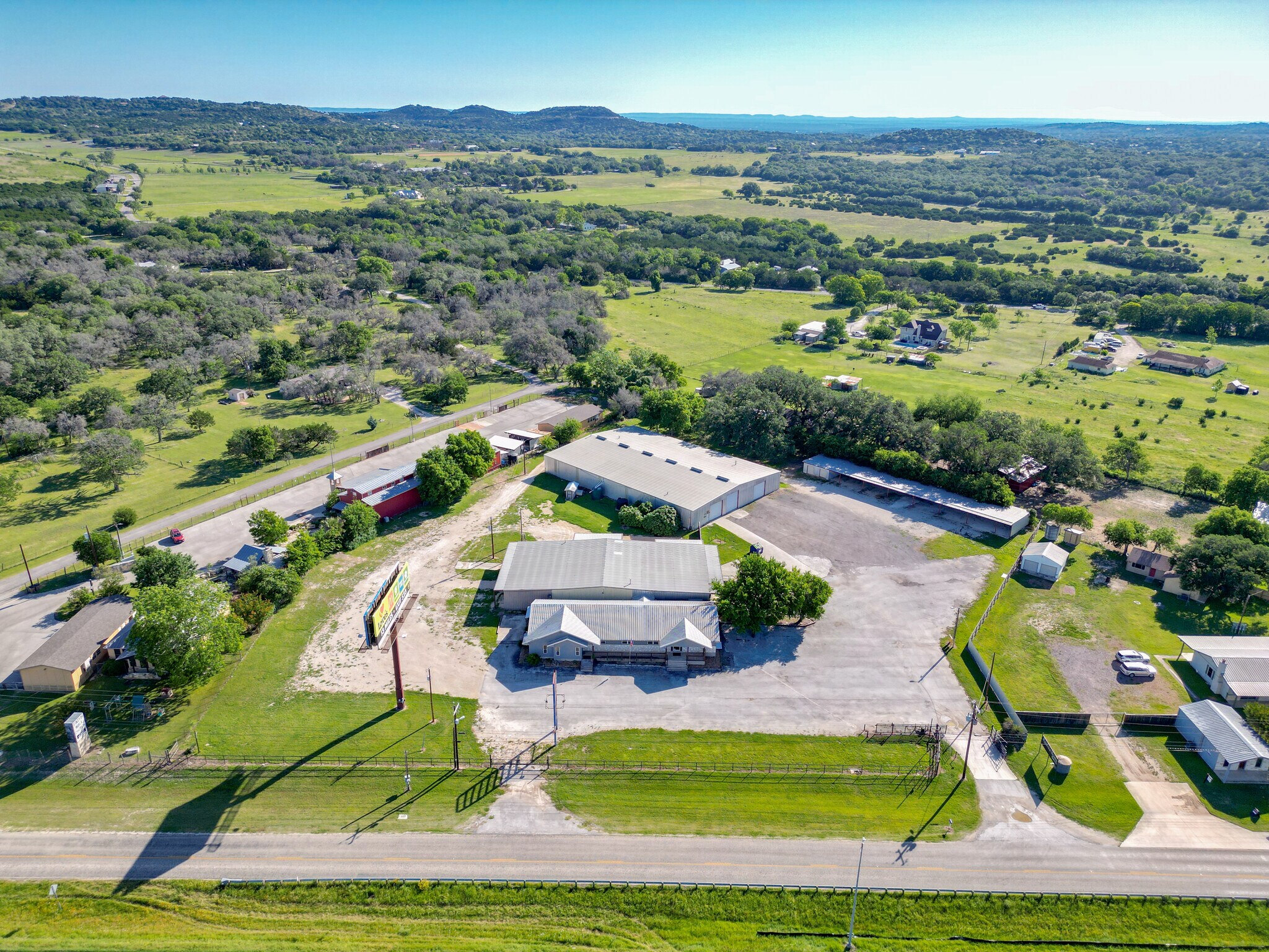 40500 Interstate 10 W, Boerne, TX à louer Photo de l’immeuble– Image 1 sur 15