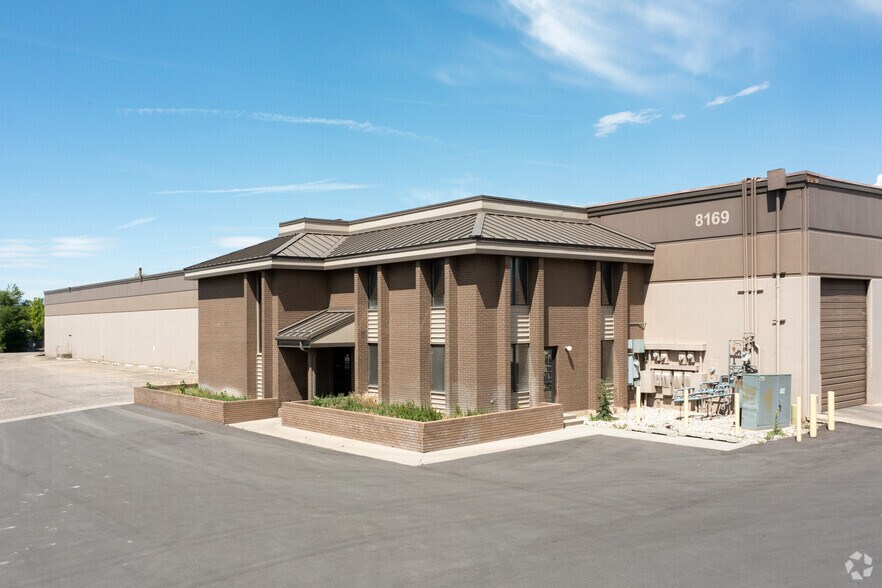 8169 S State St, Midvale, UT à louer - Photo principale – Image 1 sur 9