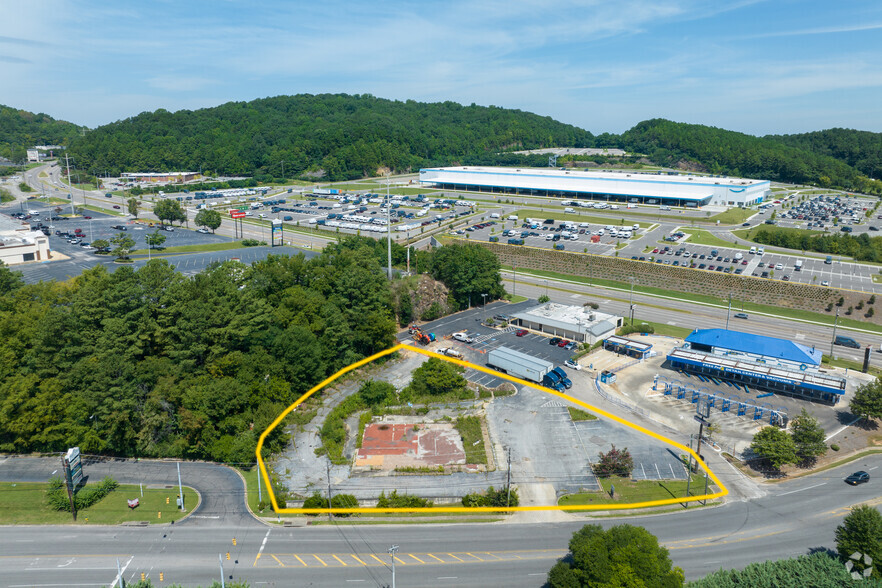 5388 Oporto Madrid Blvd S, Irondale, AL à louer - Photo principale – Image 3 sur 12