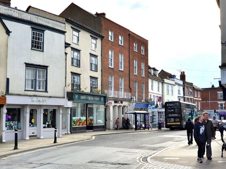 4 High St, Abingdon à louer - Photo de l’immeuble – Image 2 sur 2