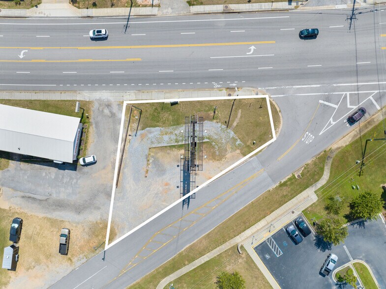5513 N. Davis Hwy, Pensacola, FL à vendre - Photo de l’immeuble – Image 2 sur 14