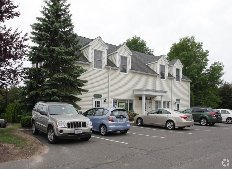 7 Melrose Dr, Farmington, CT à louer - Photo de l’immeuble – Image 2 sur 2