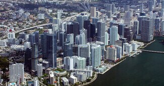 Plus de détails pour 66-68 W Flagler St, Miami, FL - Bureau/Local commercial à louer