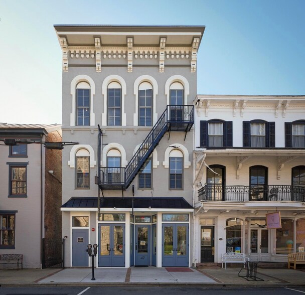 47 Bridge St, Lambertville, NJ à vendre - Photo de l’immeuble – Image 2 sur 35