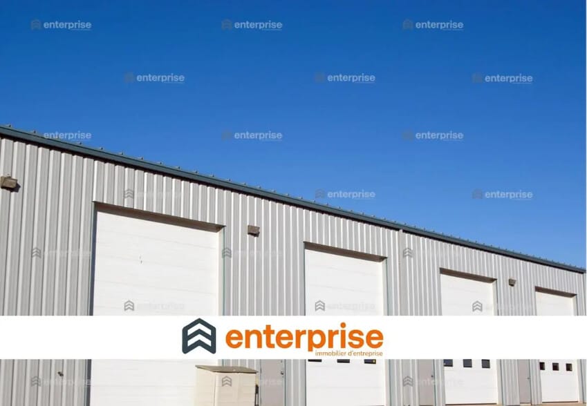 Local d’activités dans Lacroix-Saint-Ouen à louer - Photo de l’immeuble – Image 1 sur 1