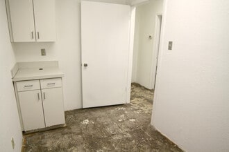 3859 E Southcross Blvd, San Antonio, TX à louer Photo intérieure– Image 1 sur 4