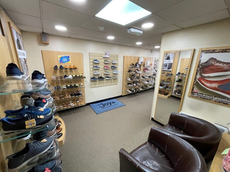 39 High St, Tenterden à louer - Photo de l’immeuble – Image 2 sur 3