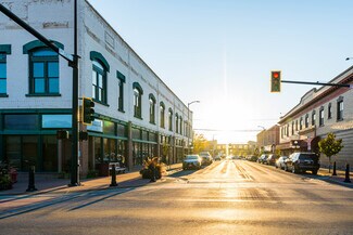 Plus de détails pour 30-50 2nd St E, Kalispell, MT - Bureau à vendre