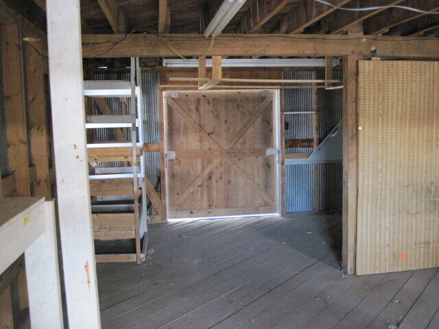 42765 Midland Trl E, White Sulphur Springs, WV à louer - Photo de l’immeuble – Image 3 sur 6