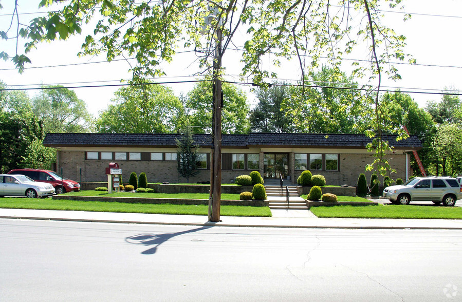 5 Split Rock Dr, Cherry Hill, NJ à vendre - Photo de l’immeuble – Image 2 sur 5