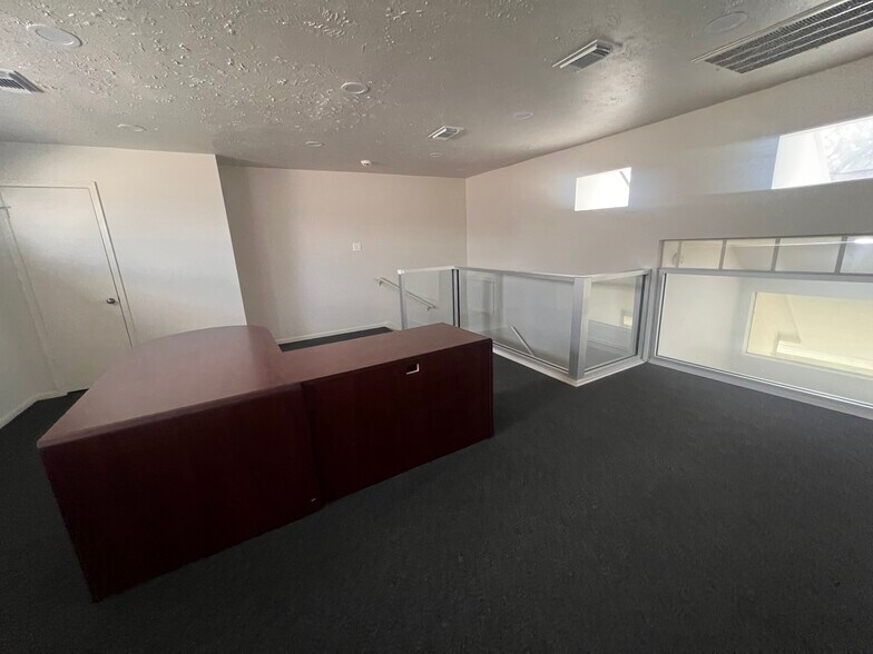 7007 Winding Walk Dr, Houston, TX à vendre - Photo de l’immeuble – Image 3 sur 4