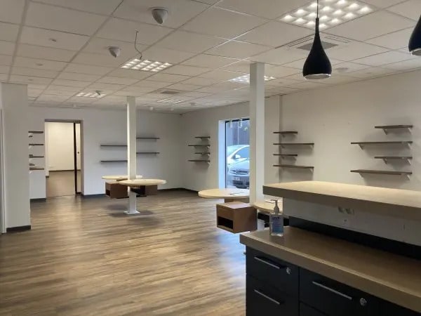 Local d’activités dans Argelès-sur-Mer à louer - Photo intérieure – Image 1 sur 3