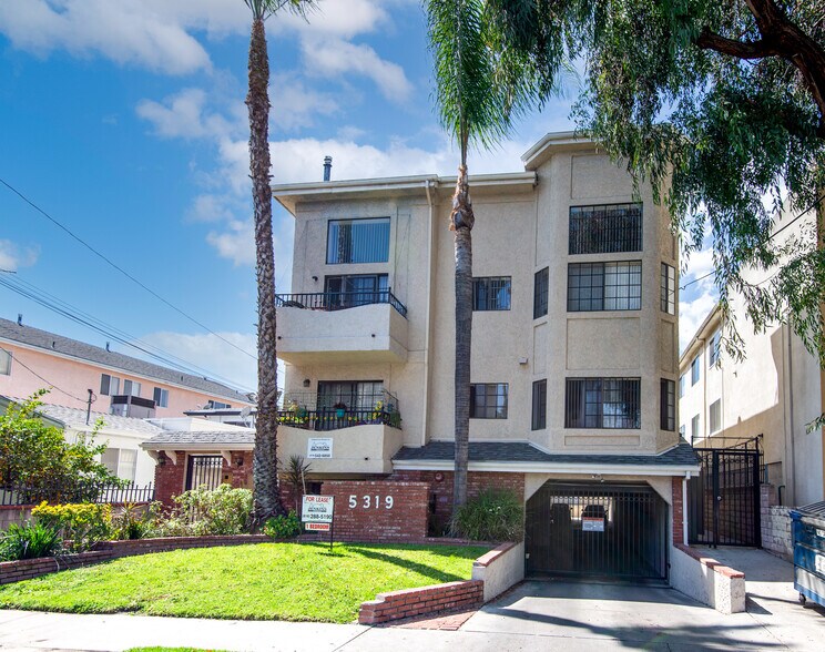 5319 Cartwright Ave, North Hollywood, CA à vendre - Photo de l’immeuble – Image 2 sur 50