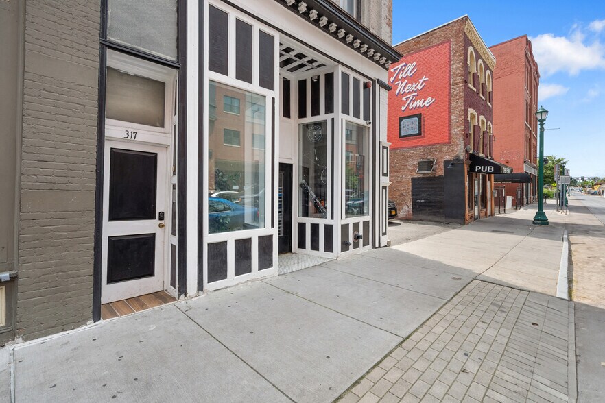 317 W Fayette St, Syracuse, NY à vendre - Photo de l’immeuble – Image 3 sur 66