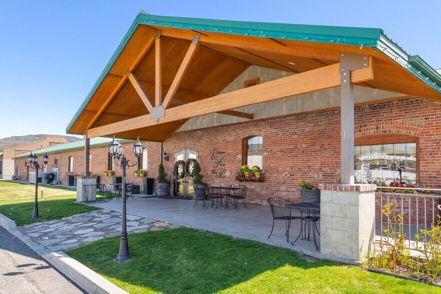1 Vineyard Way, Wenatchee, WA à vendre - Photo de l’immeuble – Image 3 sur 33