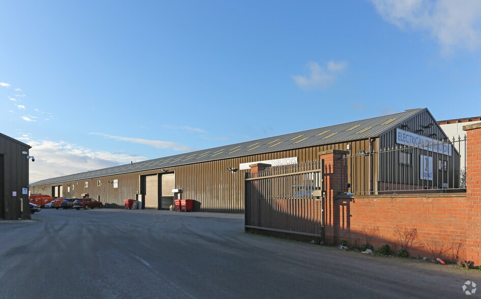 Private Road No 3, Nottingham à louer - Photo de l’immeuble – Image 3 sur 5