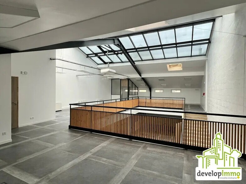 Bureau dans Caen à louer - Photo intérieure – Image 1 sur 8