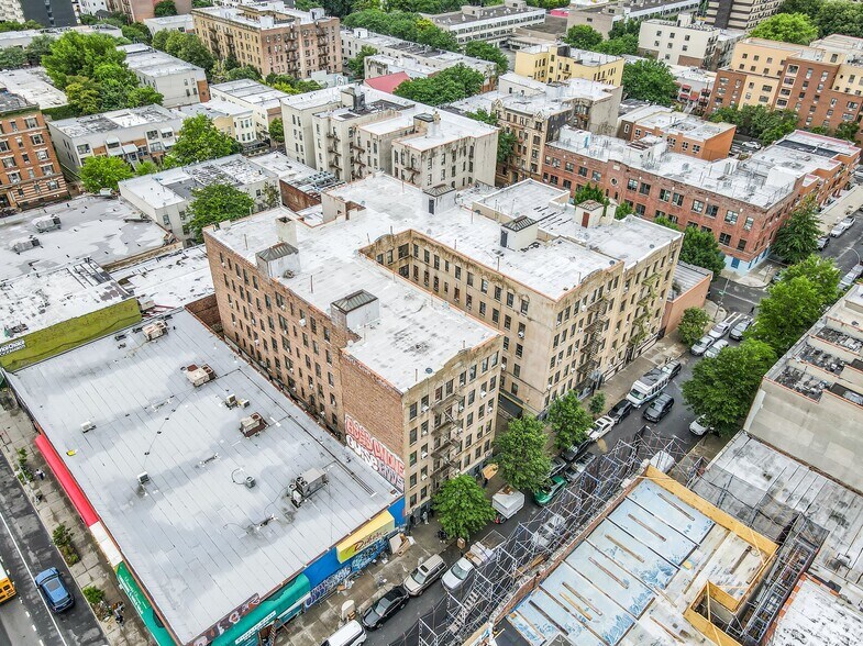 1967-1971 Marmion Ave, Bronx, NY à vendre - Photo de l’immeuble – Image 3 sur 36